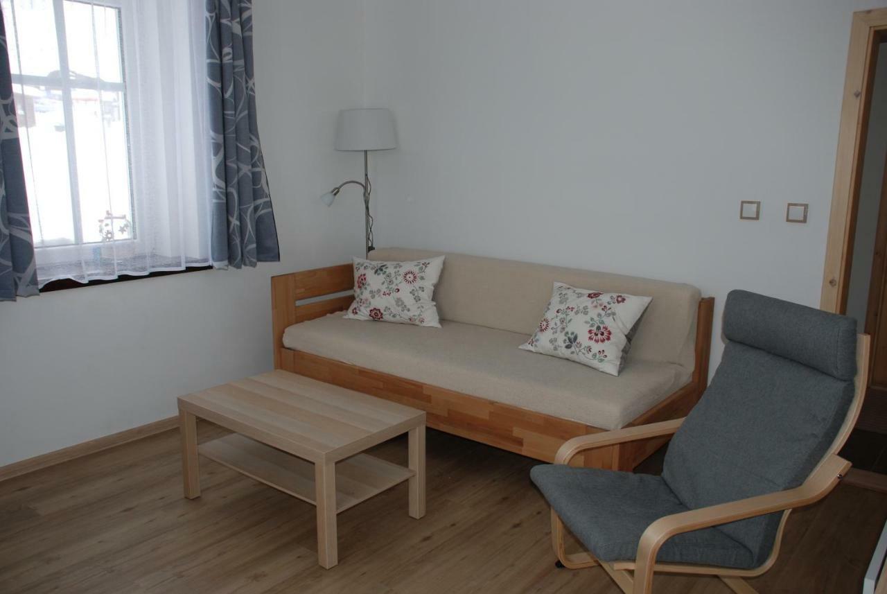 Apartman Raketa Pernink Eksteriør billede